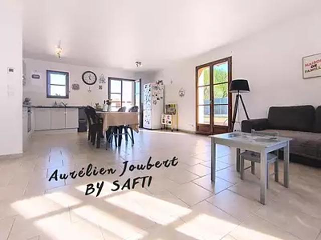 Eguzon Chantôme 36270 Achat / Vente maison 4 pièces t4 terrasse parking