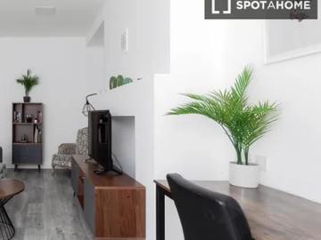 Egyptian Embassy Medical Office, 47 Longridge Road, London, SW5 9SJ, United Kingdom | 1 bed apartment for rent #7484494 | Rentberry