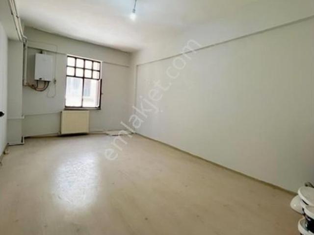Ed Colessium Yanı Geniş Kiralık 3+1 Daire
