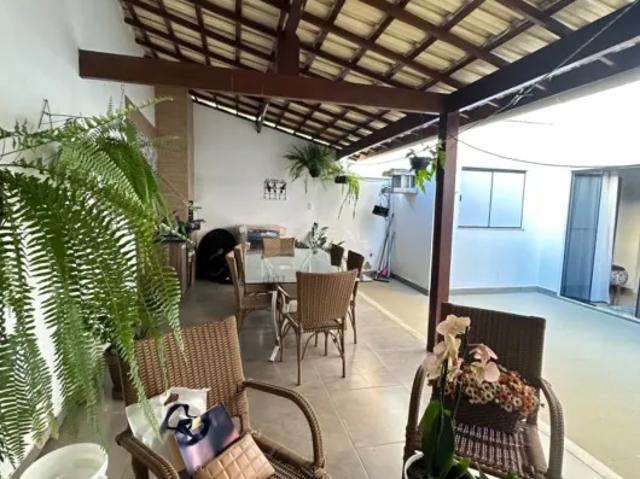 Ed.Dom Mariano com área externa em Campos dos Goytacazes, RJ