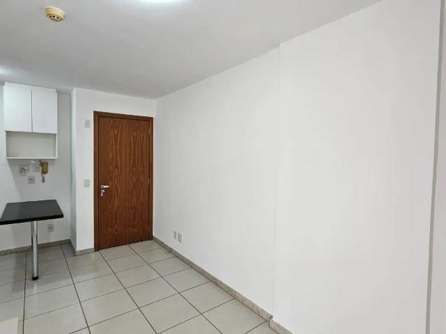 ED. GOLDEN PLACE | KITNET MOBILIADA | GARAGEM PRIVATIVA | AR CONDICIONADO