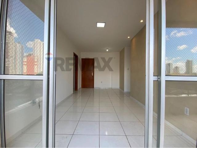 Ed. Real Dom Pedro, 2/4 01 suíte 75m²