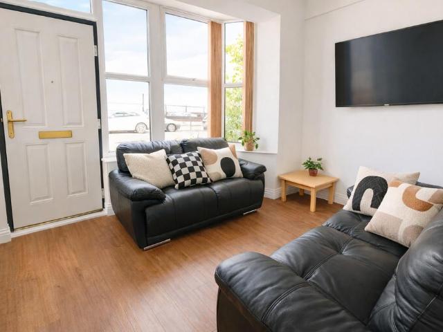 Edmund Road, Sheffield S2 3 bed house to rent £1,365 pcm £315 pw