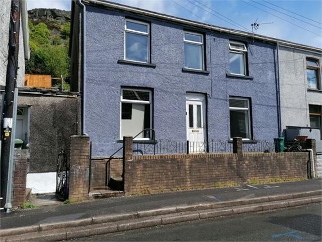 Edmondstown Road, Williamstown, Tonypandy, Mid Glamorgan. CF40, 3 bed end terrace house to rent, £750 pcm | PrimeLocation