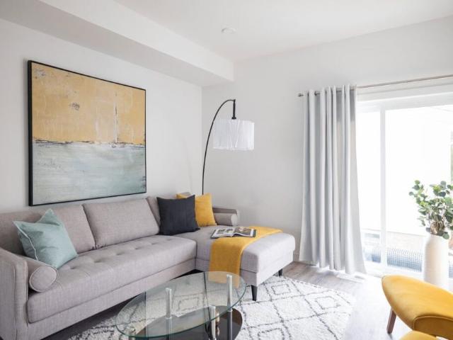 Edmonton Unfurnished townhouse Rental in West Jasper Place Urban Living At It's Best!