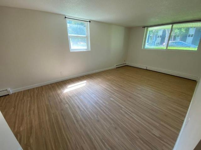 Edmonton Unfurnished Condo Rental in Westmount Newly renovated suite in the heart of glenora