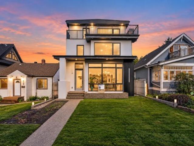 9615 99A Street Nw, Edmonton, AB, T6E 3W9 house for sale | Listing ID E4509 | Royal LePage