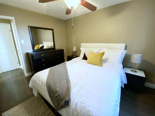Edmonton Furnished Condo Rental in Bonnie Doon & Whyte Ave Cozy Suite Steps from Whyte Ave