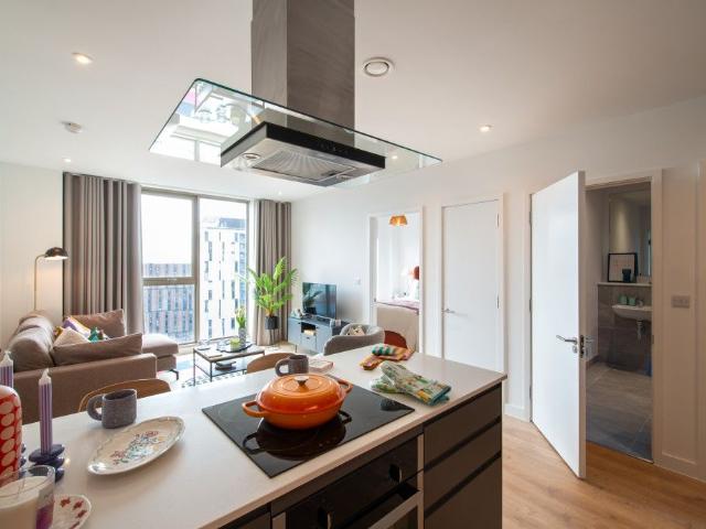 Eda Anchorage Quay, Salford M50, 1 bed flat to rent, £1,290 pcm | PrimeLocation