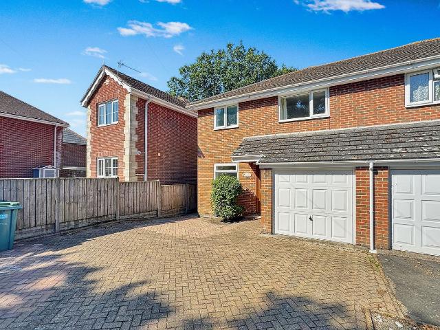 Eddington Road, Seaview PO34, 3 bed semi detached house to rent, £1,400 pcm | PrimeLocation