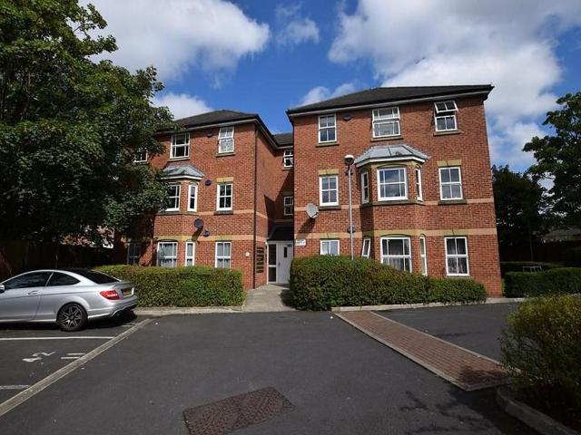 Eden Court, Fallowfield M14, 2 bed flat to rent, £950 pcm | PrimeLocation
