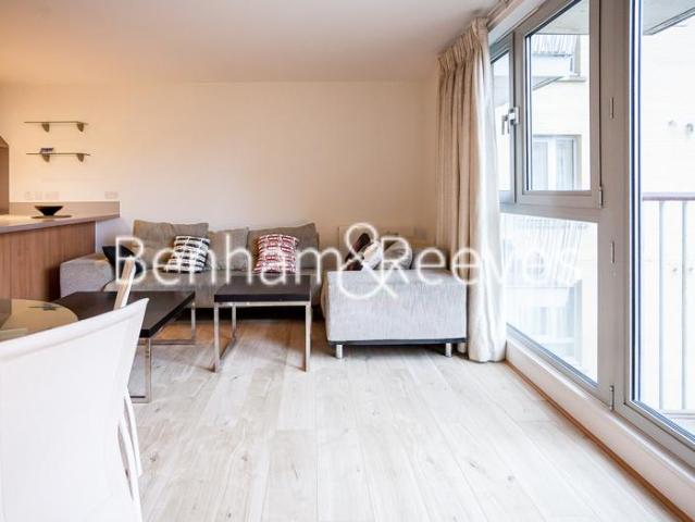 Eden Grove, Carronade Court N7 2 bed apartment to rent £2,750 pcm £635 pw