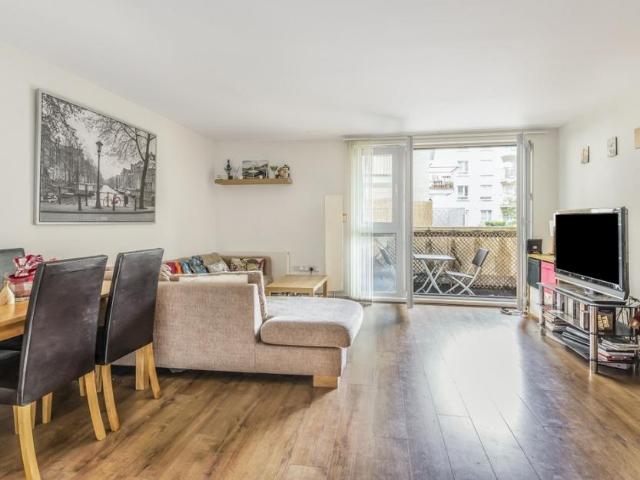 Eden Grove, Holloway, London, N7 2 bed flat to rent £2,750 pcm £635 pw