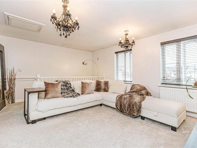 Eden Grove, Horfield, Bristol, BS7 2 bed apartment to rent £1,450 pcm £335 pw