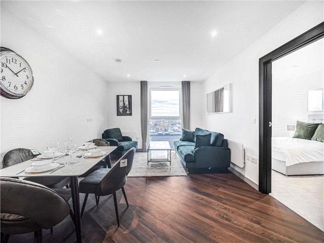 Eden Grove, Staines Upon Thames, Surrey TW18, 1 bed flat to rent, £1,550 pcm | PrimeLocation