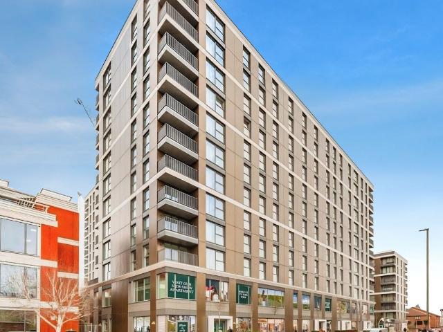 Eden Grove, Staines Upon Thames, Surrey TW18, 1 bed flat to rent, £1,650 pcm | PrimeLocation