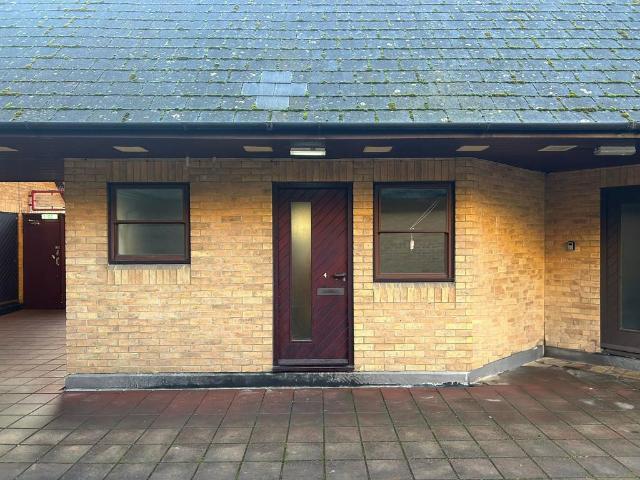 Eden Hall, Cambridge CB1 1 bed flat to rent £1,250 pcm £288 pw