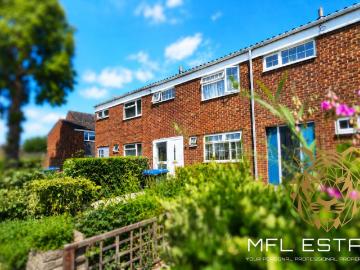 Eden Park Avenue BR3, 3 bed terraced house to rent, £2,300 pcm | PrimeLocation
