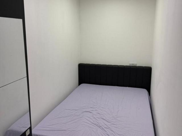 Edenhall Close, Romford RM3 Studio to rent £1,000 pcm £231 pw