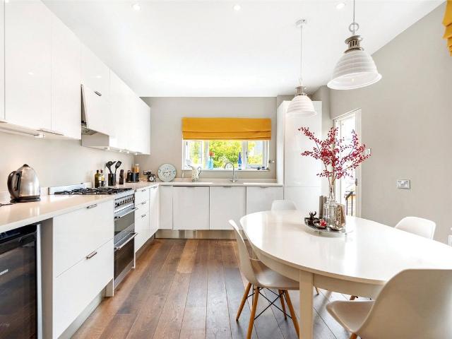 Edenvale Street, London SW6, 3 bed maisonette to rent, £3,750 pcm | PrimeLocation