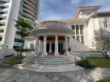 EDF COSTA AZEVEDO Luxuoso apartamento de 3 quartos no Espinheiro, Recife 2 suítes, 3 vagas de ga