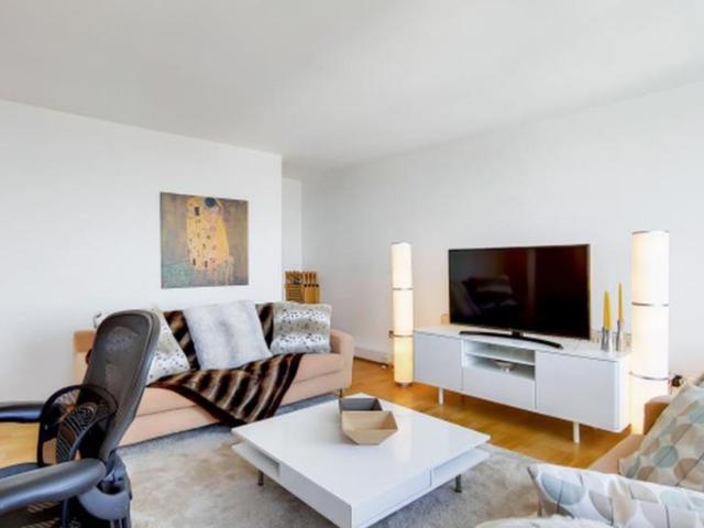 Edgware Road, London W2 1 bed apartment to rent £2,513 pcm £580 pw