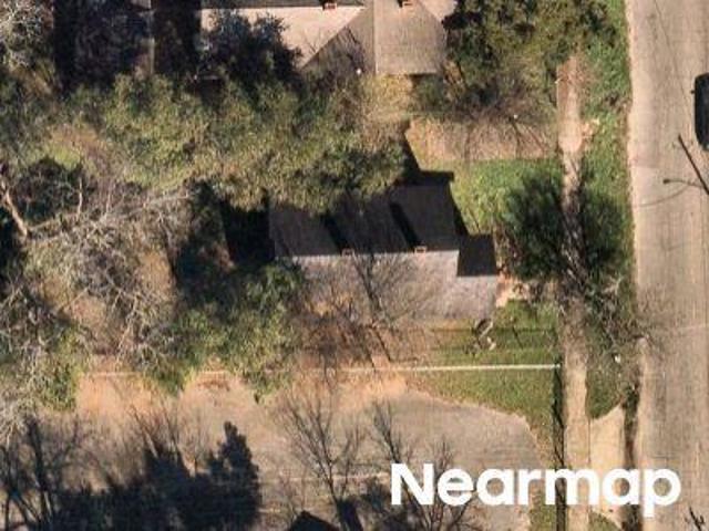 Edgar D Nixon Ave