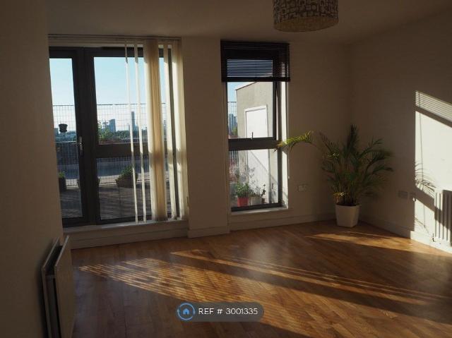 Edgar Myles House, London E16, 2 bed maisonette to rent, £2,100 pcm | PrimeLocation