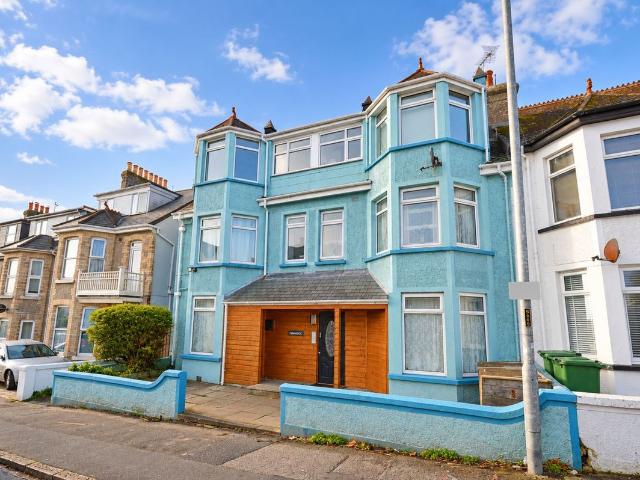 Edgcumbe Avenue, Ivanhoe TR7, 1 bed flat to rent, £975 pcm | PrimeLocation