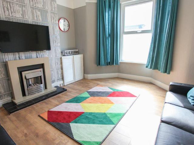 Edge Grove, Liverpool, L7 0HW, United Kingdom | 5 bed townhouse for rent #137017827 | Rentberry