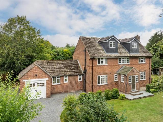 Edge Hill, Darras Hall, Ponteland, NE20 5 bed detached house to rent £5,500 pcm £1,269 pw