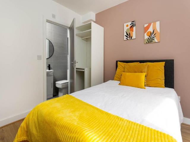 Edge Lane, Kensington, Liverpool 1 bed in a house share to rent £607 pcm £140 pw