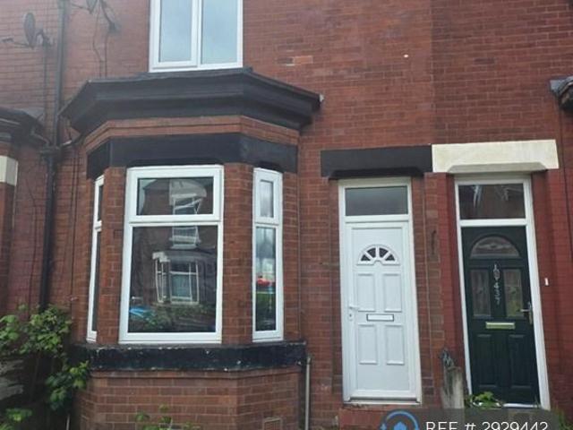 Edge Lane, Manchester, M43 3 bed terraced house to rent £1,250 pcm £288 pw