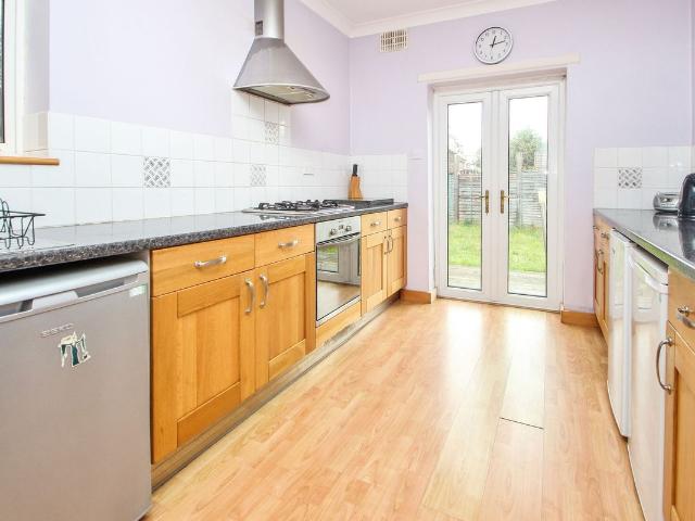 Edgehill Road, Bournemouth BH9, 4 bed property to rent, £2,400 pcm | PrimeLocation