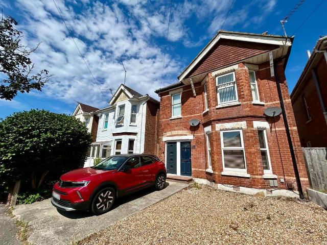Edgehill Road, Bournemouth BH9, 1 bed flat to rent, £1,000 pcm | PrimeLocation