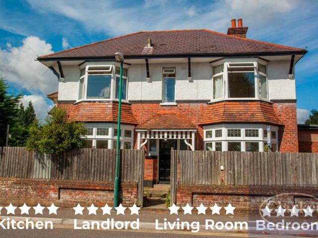 Edgehill Road, Bournemouth 1 bed detached house to rent £500 pcm £115 pw