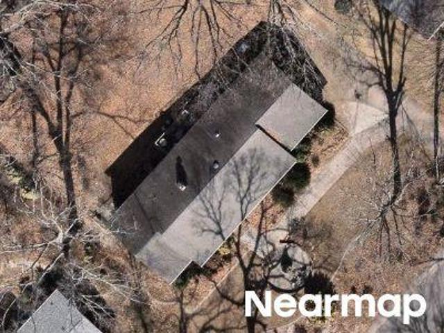 Edgewood Dr