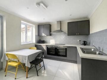 Edgeworth Road, Norwich NR5, 6 bed semi detached house to rent, £3,250 pcm | PrimeLocation