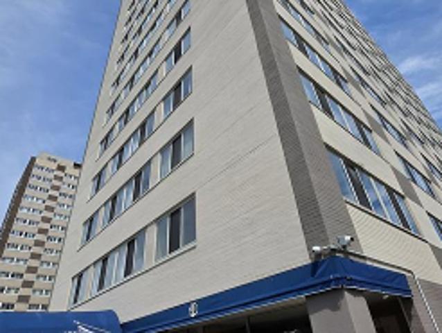 Edgewater Dr Apt 905