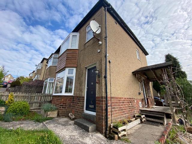 Edgeware Road, Blackburn 2 bed semi detached house to rent £825 pcm £190 pw