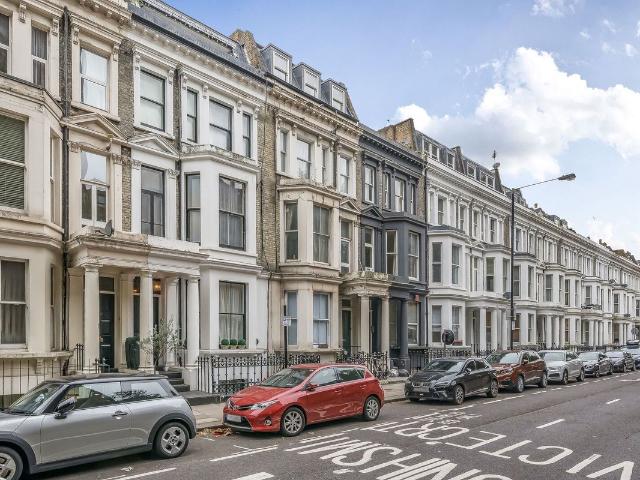 Edith Grove, Chelsea, London SW10, 2 bed flat to rent, £3,467 pcm | PrimeLocation
