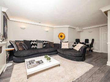 Editha Mansions Edith Grove London SW10 0NN Century 21 United Kingdom
