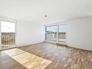 EDI N° 7 Wunderschöne, helle 3 Zimmer Gartenwohnung mit riesigem Garten