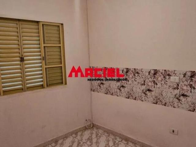 Edicula com terreno de 250m², Jardim das Industrias