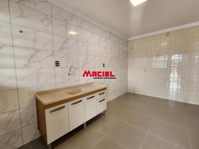 Edicula em terreno de 250m² no Jd das Industrias!