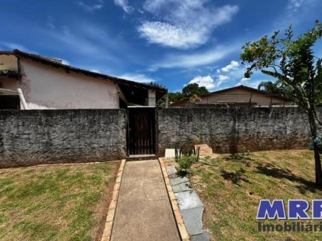Edícula em terreno de 414m² de esquina em Ubatuba com escritura à 750m da Praia da Maranduba