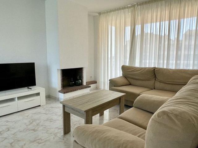 Edifici Ap Villa Golf