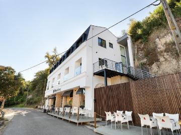 Edifício turístico na Serra dos Candeeiros 406m² Malou, Louriceira e Espinheiro