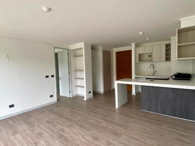 Edificio vista puerto varas