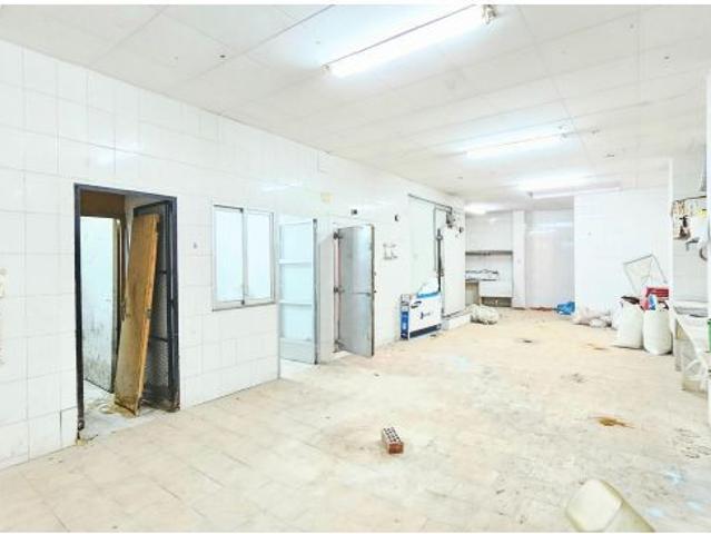 Edificio a la venta con gran potencial en zona Pérez Crespí – Alzira